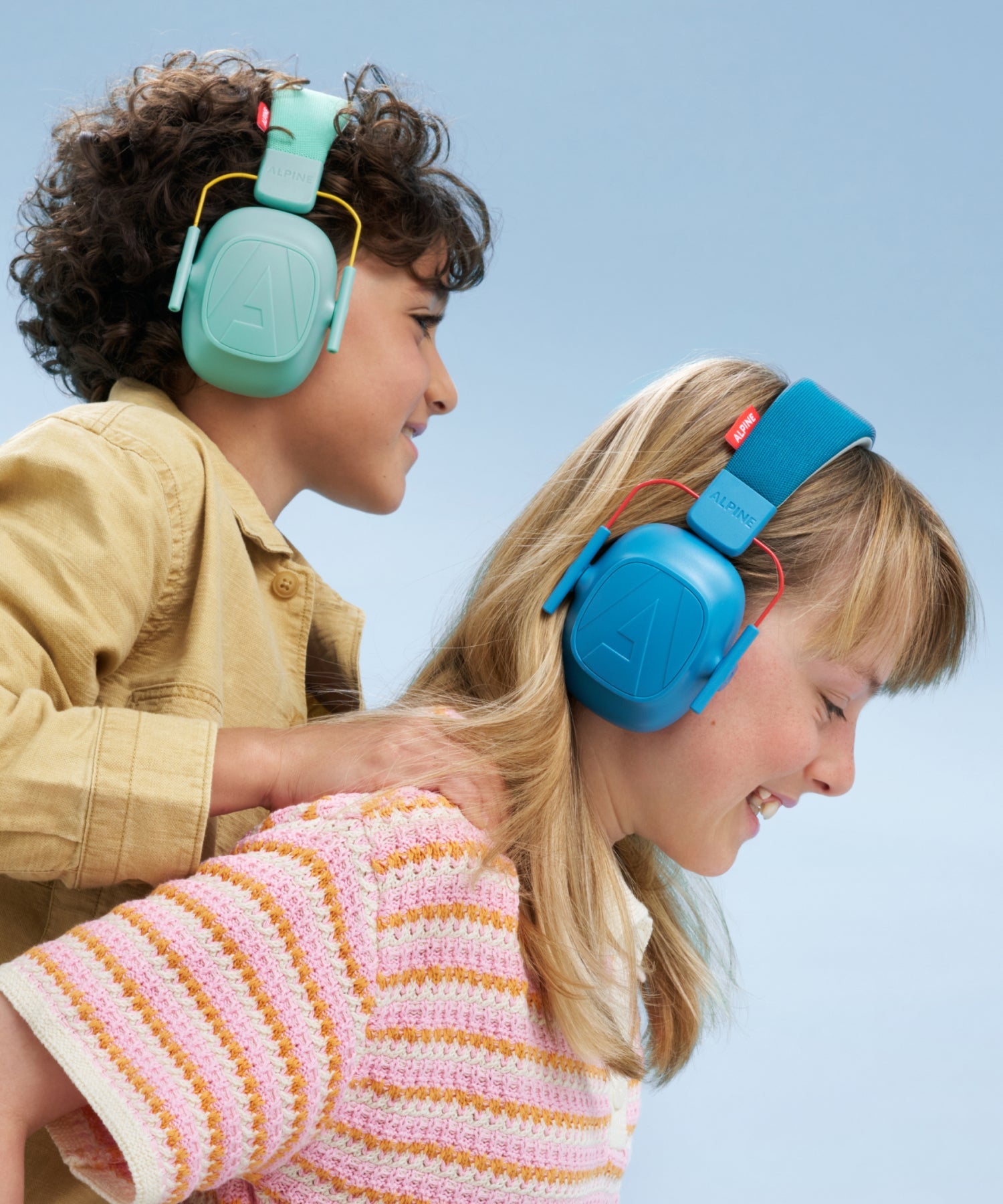 kinderen met alpine muffy kids in blauw en mint