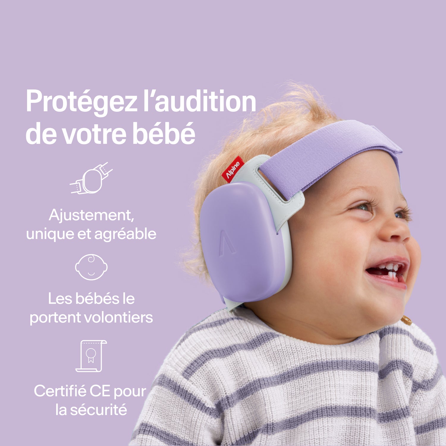 Bébé heureux portant des protège-oreilles Alpine dawn-purple, ajustement sécurisé, protection auditive certifiée CE 